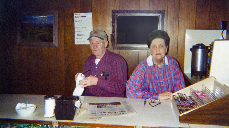 Oxford Sale Barn, Oxford Iowa